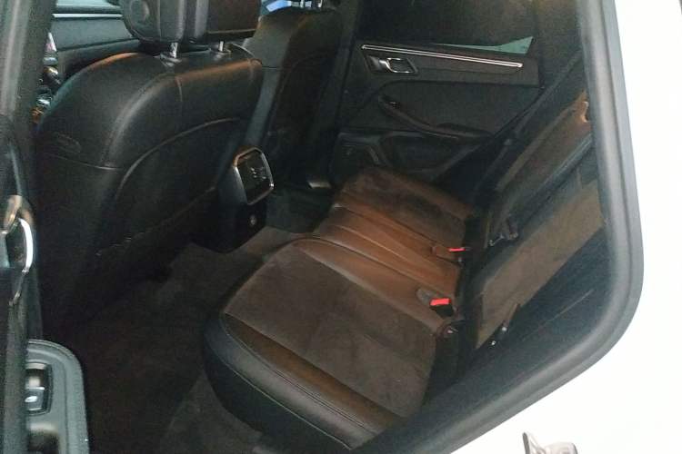 Used Porsche Macan 2018 Macan 2.0T
