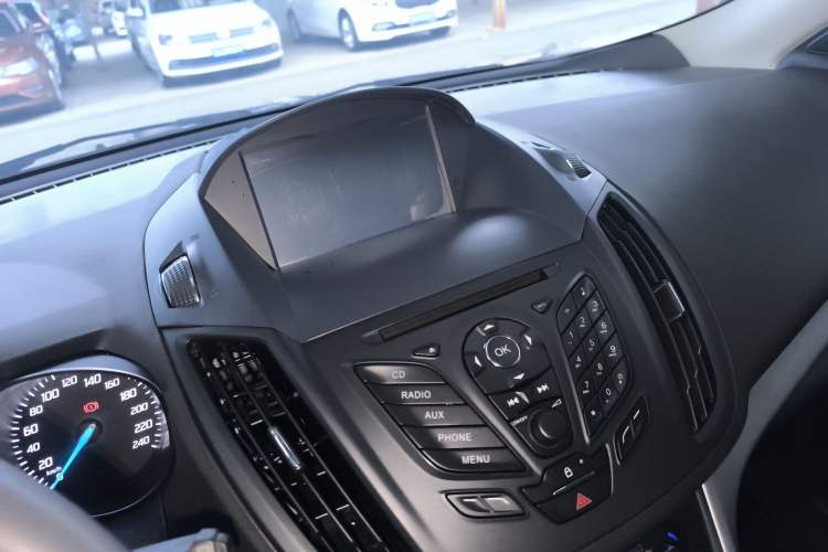 Used Ford Kuga 2013 1.6L GTDi Two-Wheel-Drive Trend Model
