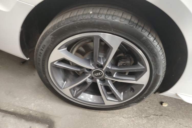 Used Audi A4L 2024 40 TFSI Fashion Dynamic Model