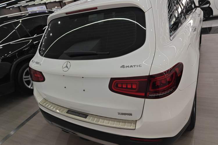 Used Mercedes-Benz GLC 2020 Facelifted GLC 260 L 4MATIC Dynamic Edition