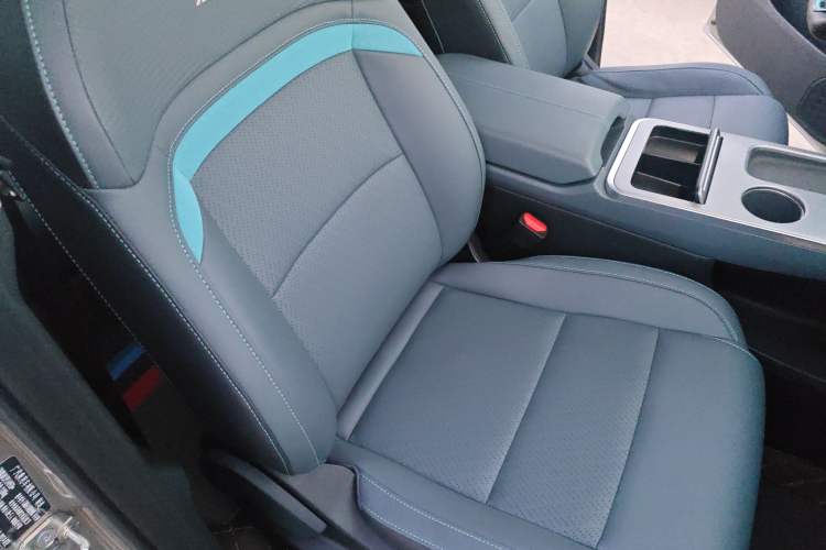 Used AION Y 2023 Younger Star Edition
