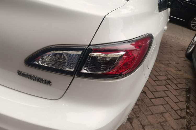 Used Mazda Mazda 3 2011 Sedan 1.6L Automatic Comfort Model
