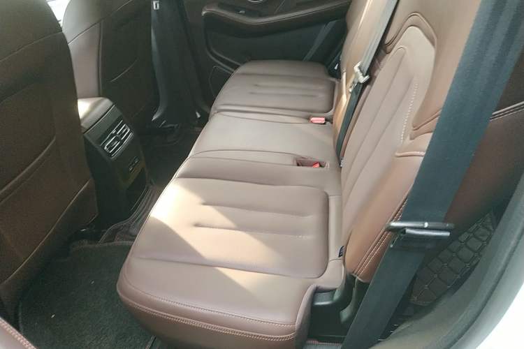 Used JETOUR X90 PLUS 2023 1.6TD DCT Villa 7-Seater
