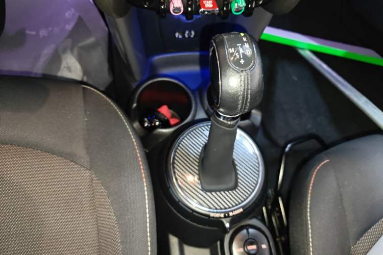 Used  MINI 2014 1.5T COOPER Fun
