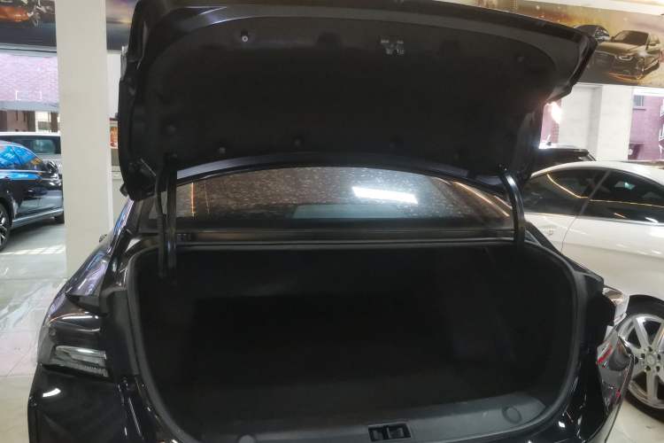 Used Dongfeng Aeolus Yixuan MAX 2024 1.5T Prestige Edition