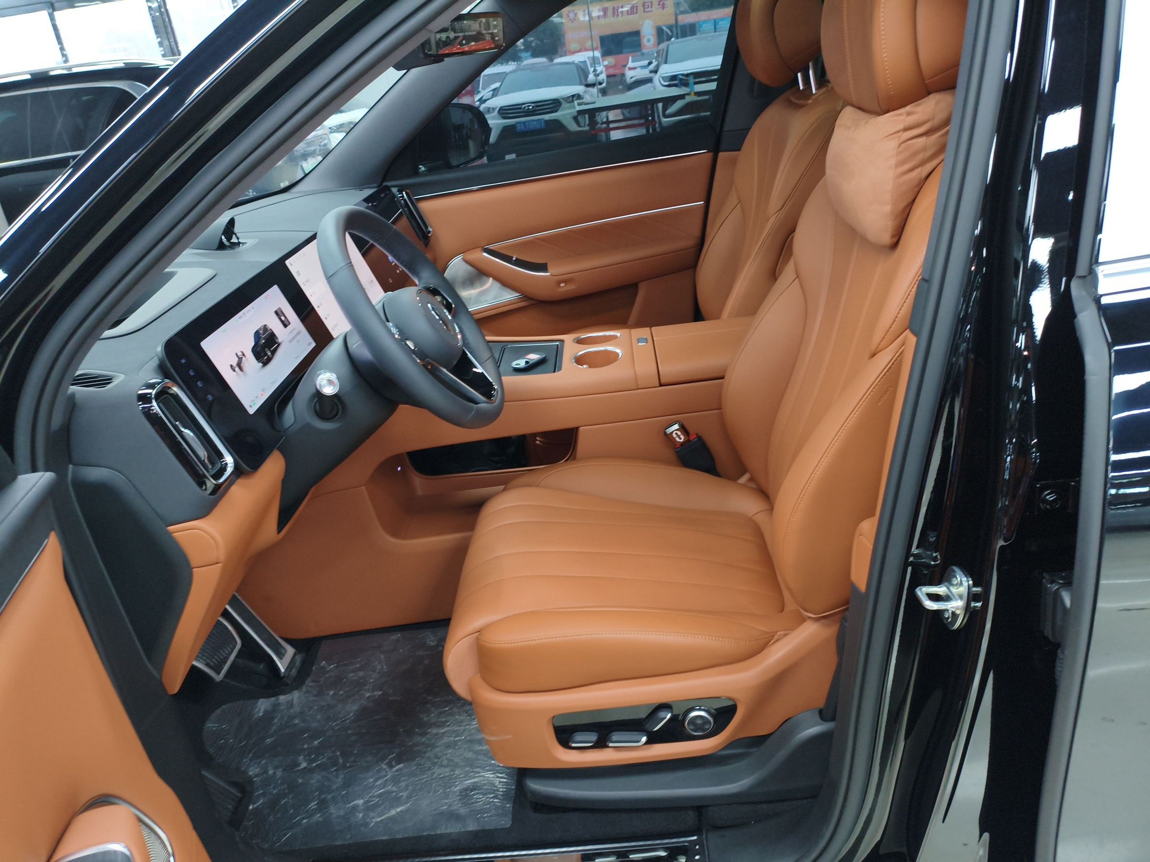 Переднее сиденье в автомобиле