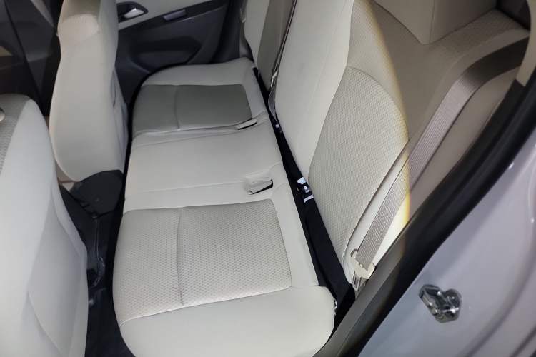 Used Chevrolet Cruze 2015 1.5L Classic SL MT
