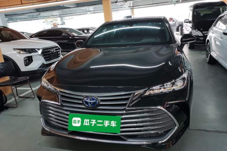 Used Toyota Avalon 2019 Dual-Engine 2.5L Luxury Edition China VI Standard
