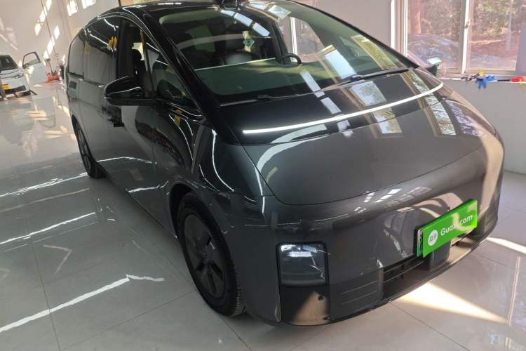 Used Li Auto MEGA 2024 Ultra Model