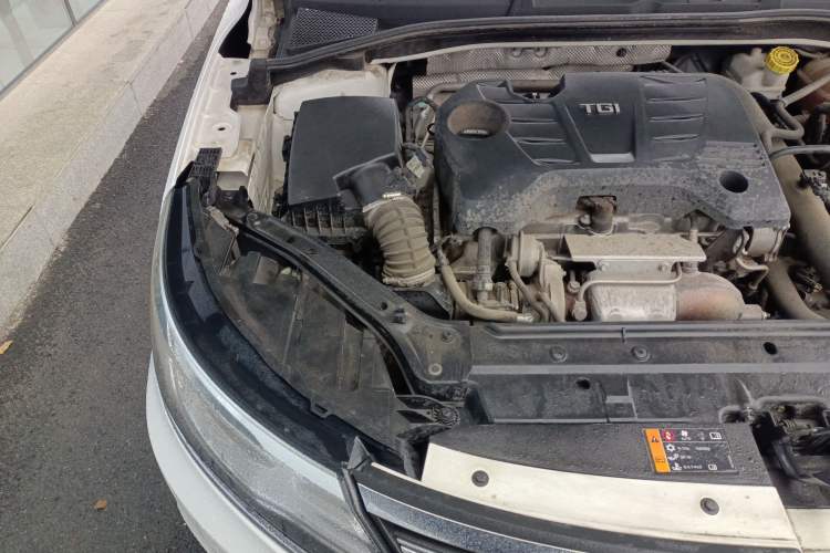 Used Roewe i6 2017 20T Automatic Internet Smart Edition