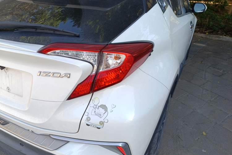 Used Toyota IZOA 2018 2.0L Yichi Edition China V Standard