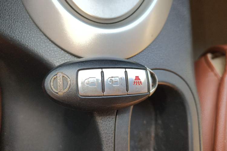 Used Nissan Qashqai 2015 2.0 XL Coolfire CVT 2WD
