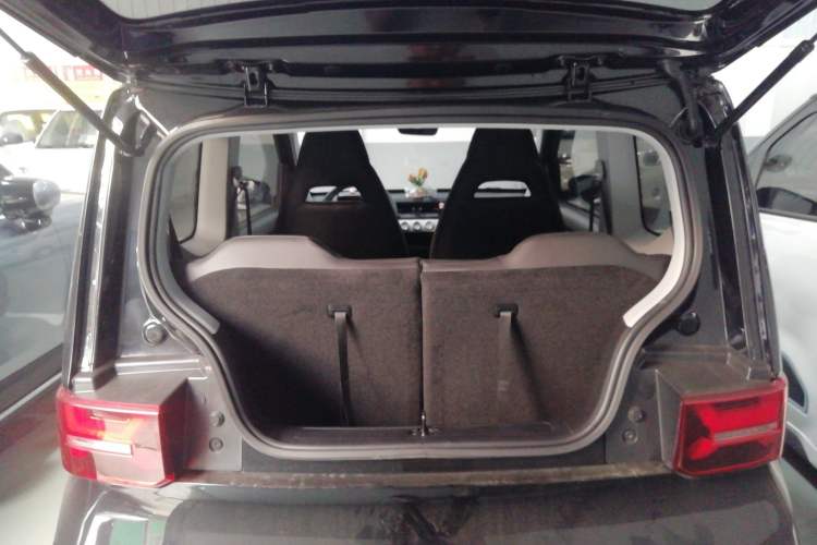 Used Wuling Hongguang MINIEV 2022 GAMEBOY 200km Gaming Edition with Lithium Iron Phosphate
