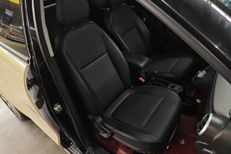 Used ORA Black Cat 2021 351 km Standard Version
