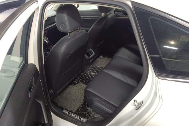 Used Volkswagen Lavida 2018 1.5L Automatic Comfort Edition China V Standard
