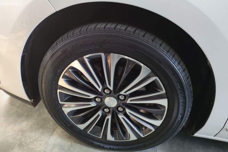 Used Buick GL8 2021 ES Land Cruiser 653T Flagship Model
