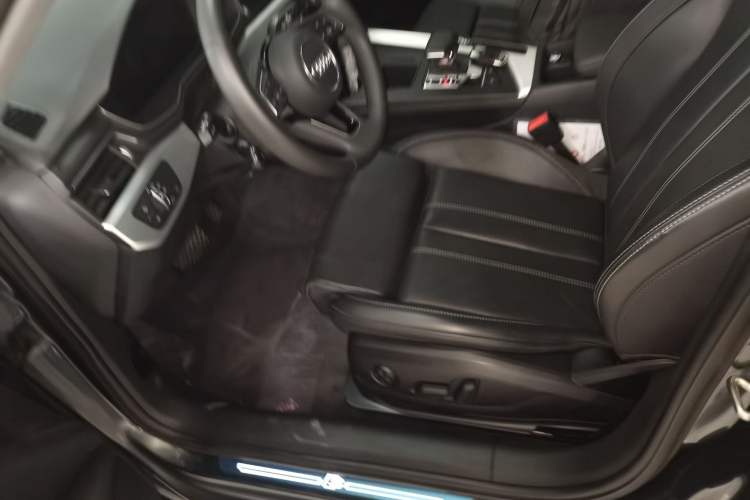 Used Audi A4L 2023 40 TFSI Fashion Dynamic Model
