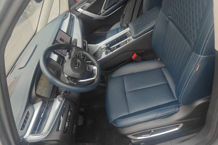 Used Geely Auto Jiajie 2023 Geely Jiaji L 1.5TD DCT Luxury Model
