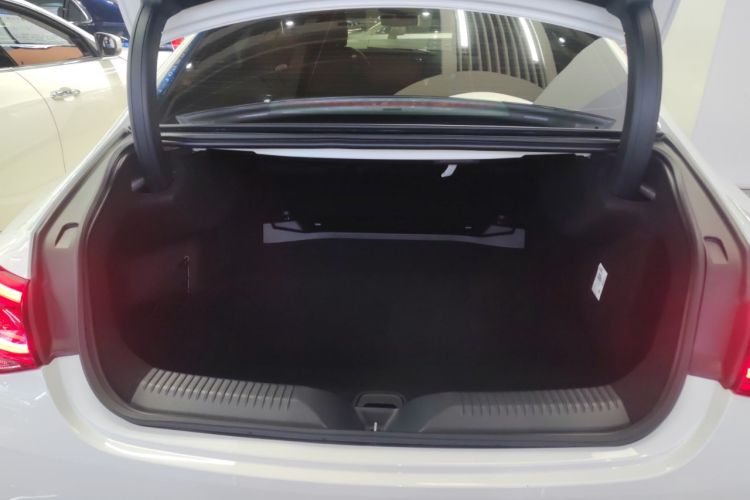 Used Mercedes-Benz CLS 2023 Refreshed CLS 300 Dynamic Edition
