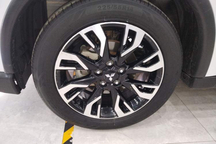 Used Mitsubishi Outlander 2020 2.4L 4x4 Zhi Xiang Edition 5 Seats