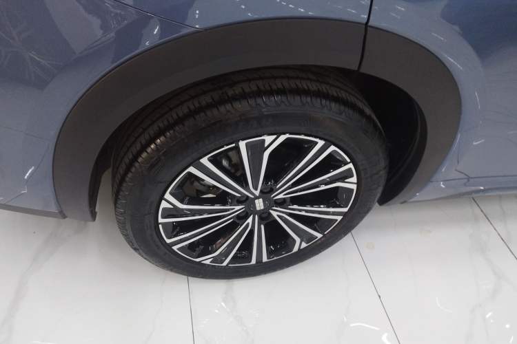 Used  Galaxy Xingjian 7 EM-i 2025 120km Flagship Edition
