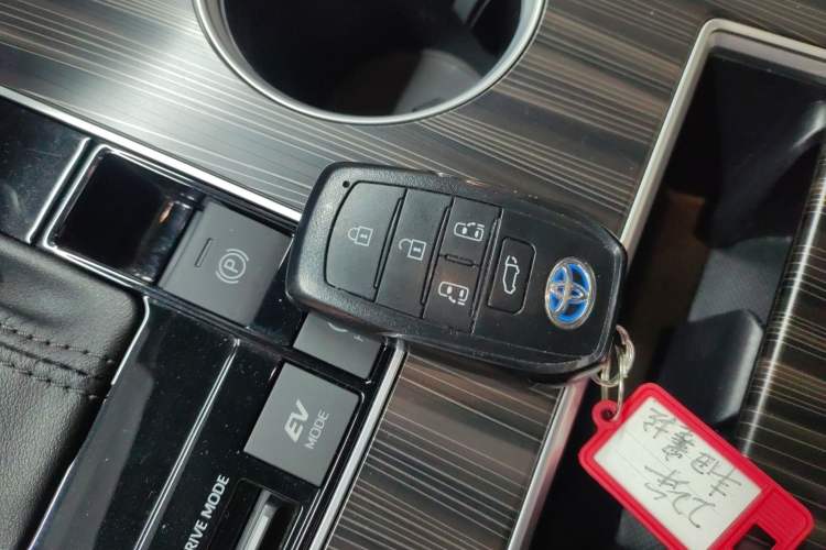 Used Toyota Sienna 2021 2.5L Hybrid Ultimate Edition