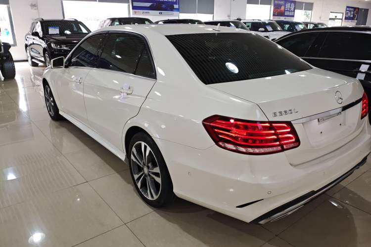 Used Mercedes-Benz E-Class 2015 Facelift E 200 L Sport Edition