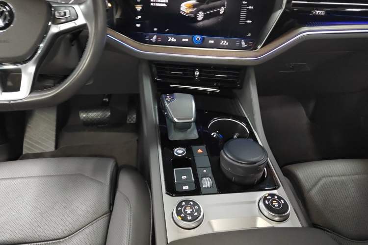 Used Volkswagen Touareg 2019 2.0TSI Ruiyi Edition China VI Standard
