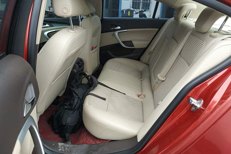 Used Buick Regal 2015 2.0L Leading Fashion Edition
