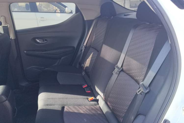 Used Nissan Lannia 2016 1.6L CVT Smart Cool Edition
