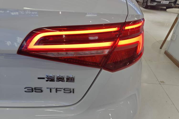 Used Audi A3 2020 Sportback 35 TFSI Fashion Edition China VI Emission Standard
