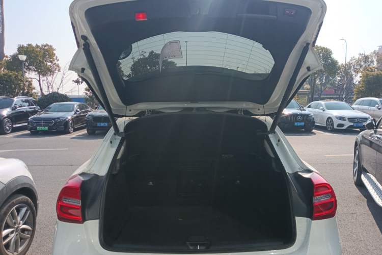 Used Mercedes-Benz GLA 2016 GLA 220 4MATIC Luxury Model