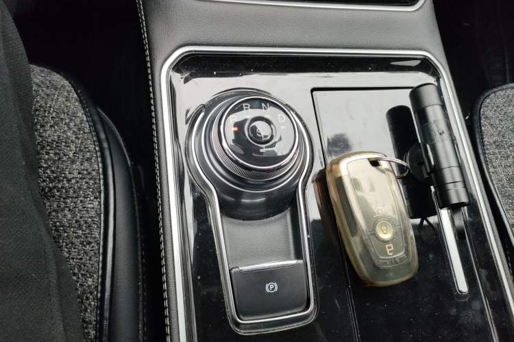 Used Ford Edge 2021 PLUS EcoBoost 245 Two-Wheel-Drive Titanium 7-Seater