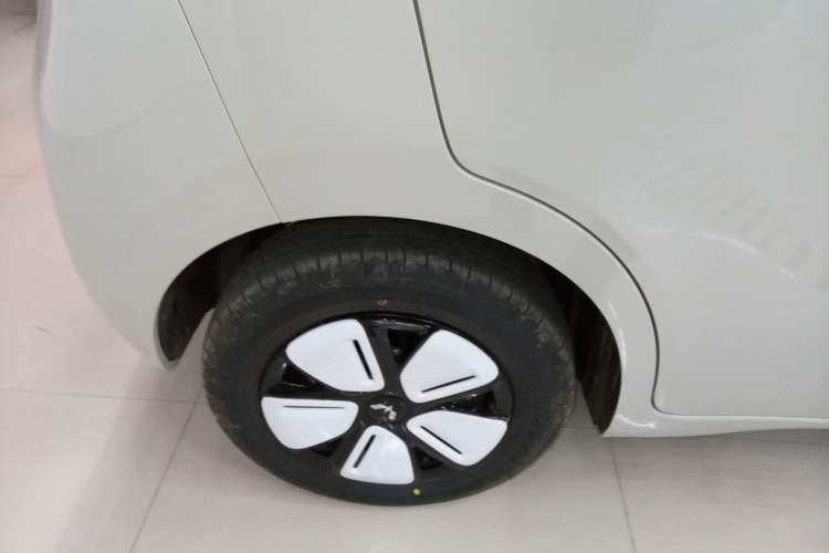 Used Wuling Hongguang MINIEV 2025 Four-Door Version Advanced Edition
