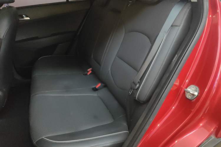 Used Hyundai ix25 2015 1.6L Automatic Two-Wheel Drive Smart GLS Trim
