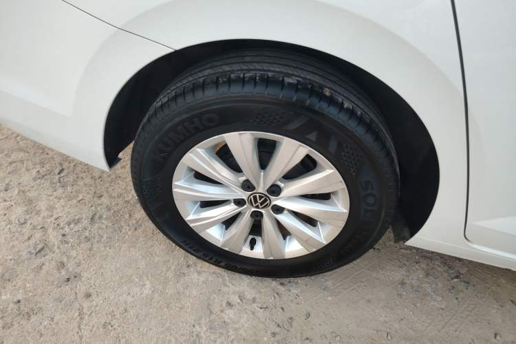 Used Volkswagen Lavida 2023 New Sharp 1.5L Automatic Excellent New Edition