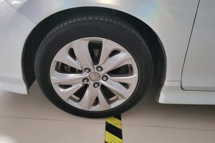 Used Honda Jade 2017 1.8L automatic Comfort version 5 seats