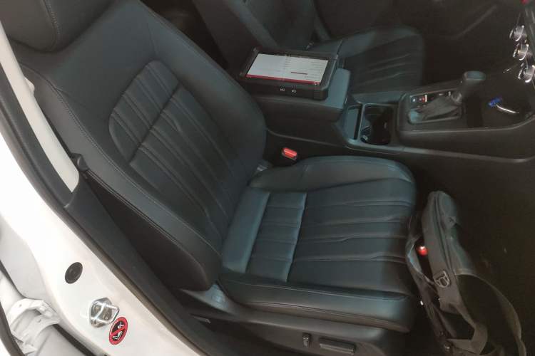 Used Honda Breeze 2023 240TURBO Two-Wheel-Drive Luxury Edition 5 Seats