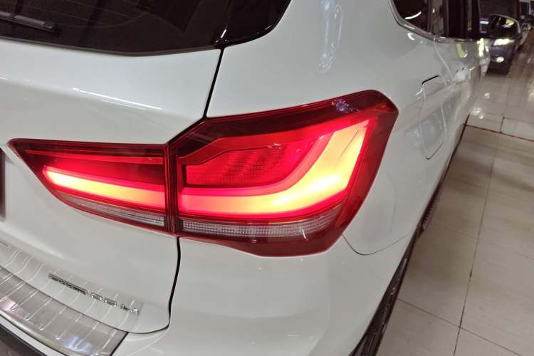 Used BMW X1 2022 sDrive25Li Leading Model
