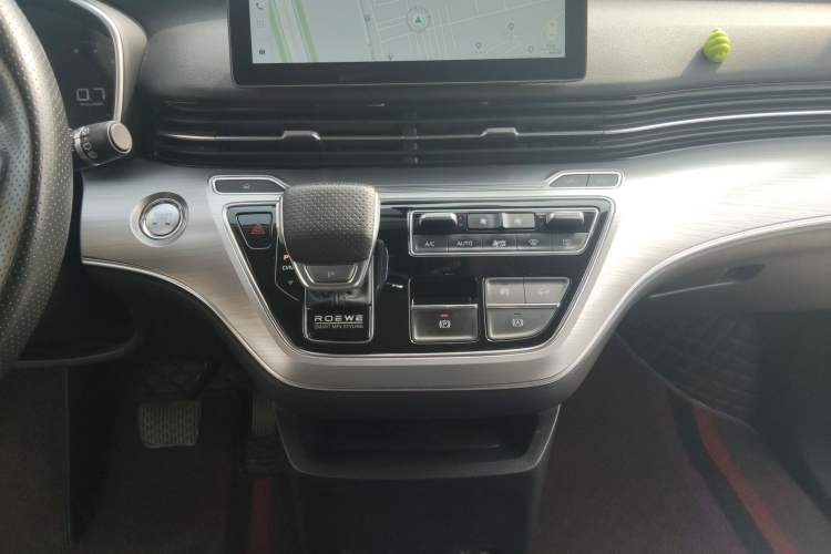 Used Roewe iMAX8 2021 400TGI Flagship Edition
