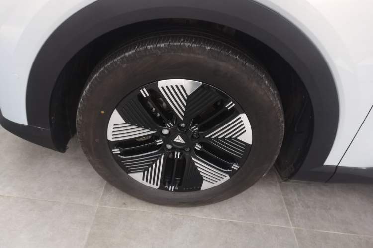 Used  S05 2024 510 Plus Pure Electric Version
