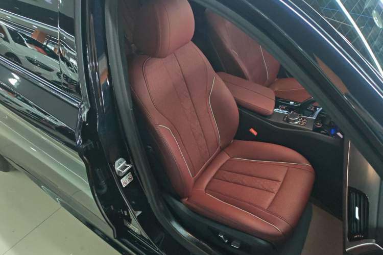 Used BMW 5 Series 2023 530Li Leading Model M Sport Package
