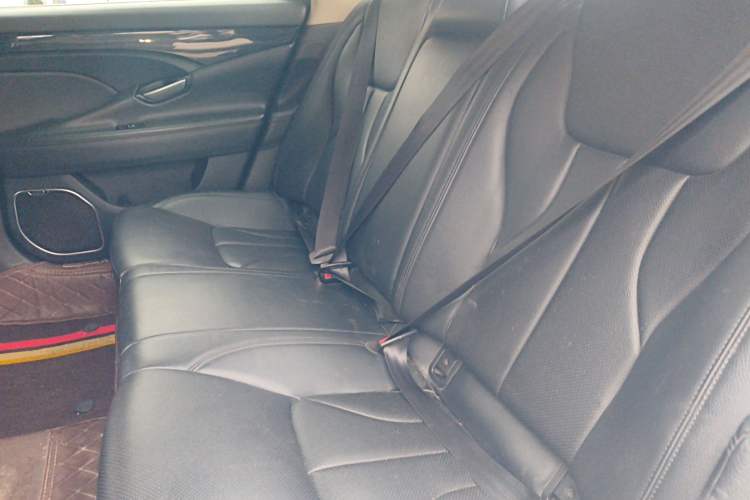 Used Geely Auto Emgrand GT 2015 1.8T Comfort Model
