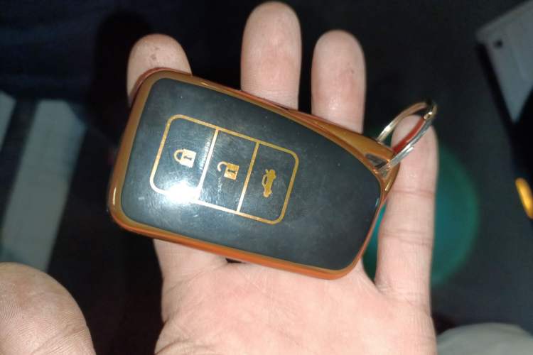 Used Lexus ES 2017 200 30th Anniversary Edition
