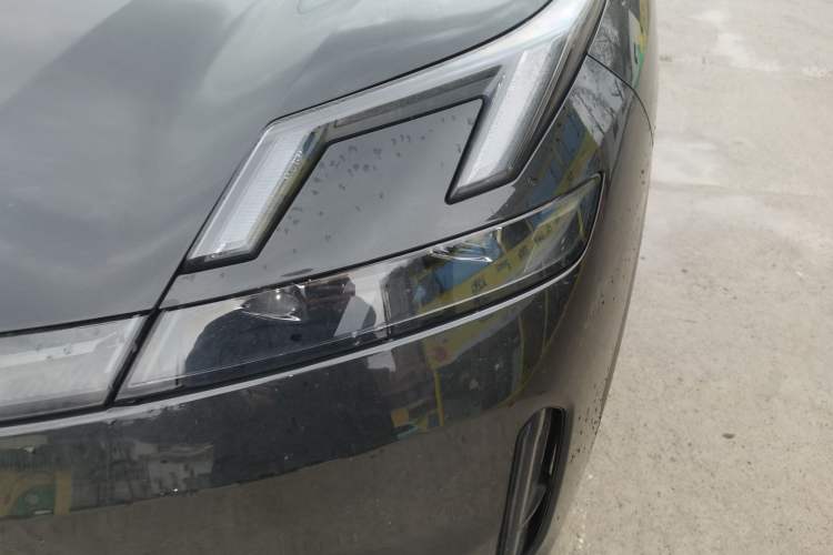 Used Lynk & Co 08 EM-P 2023 120km Long-Range Pro