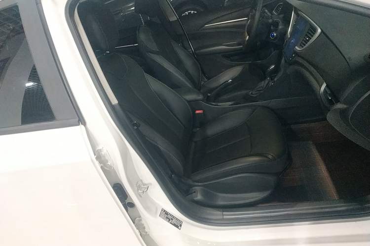 Used Buick GT 2018 18T Automatic Elite Model
