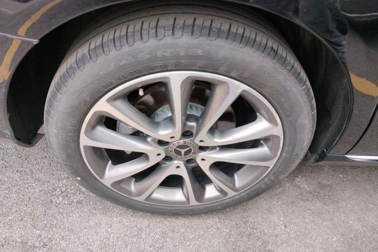 Used Mercedes-Benz E-Class 2018 Facelift E 200 L
