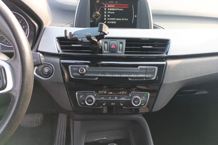 Used BMW X1 2016 sDrive18Li Premium Edition
