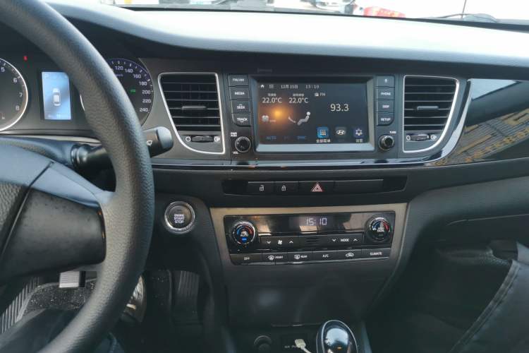 Used Hyundai Mistra 2016 1.8L Automatic Smart GLS
