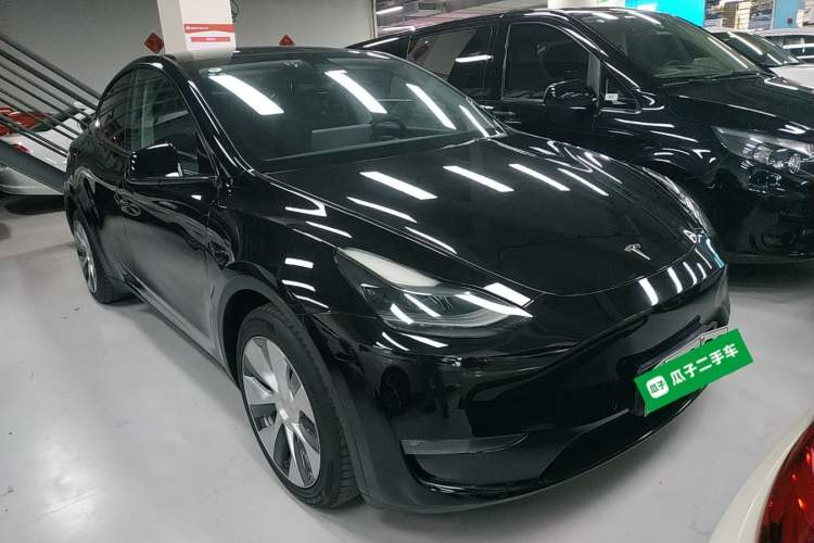 Used Tesla Model Y 2021 Long-Range All-Wheel-Drive Version
